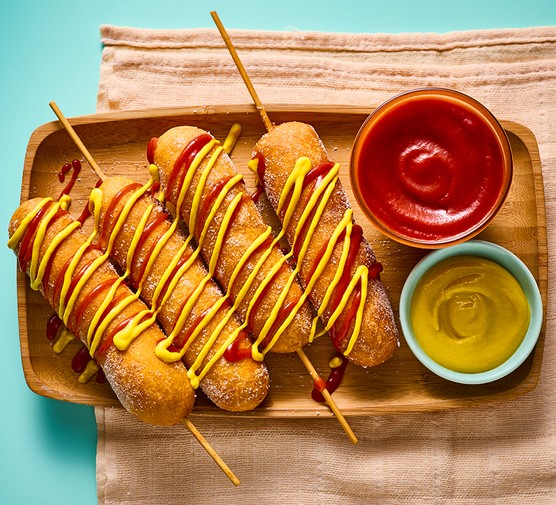 Kenalan dengan Corn Dog: Camilan Gurih yang Bikin Ketagihan!