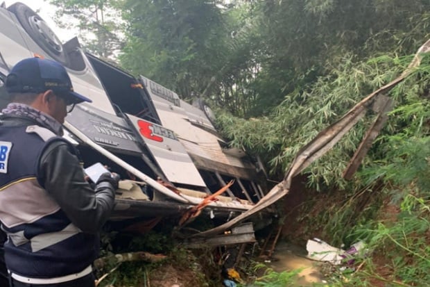 Tragedi Bus Pariwisata Terjun ke Jurang di Sumedang: 12 Korban Meninggal Dunia